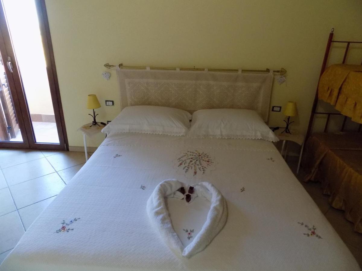 Bed and Breakfast Al Ciclamino Monastir Екстер'єр фото
